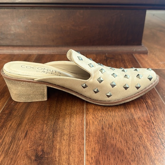 Studded Matisse Mules Slip On - Picture 2 of 2